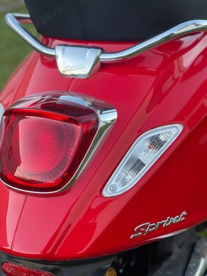 Scuter Vespa Sprint 50cc 2024  - imagine 2