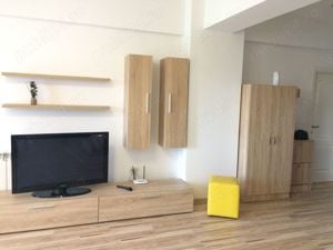 Inchiriez apartament zona Campus