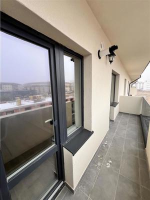 Apartament 2 camere balcon si loc parcare pe Doamna Stanca Sibiu - imagine 13