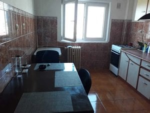 Apartament de 3 camere, 75 mp, AC, vedere panoramica, zona Tineretului  - imagine 4