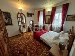 Apartament de vanzare 3 camere 77 mpu pivnita anexa Centru Istoric - imagine 3