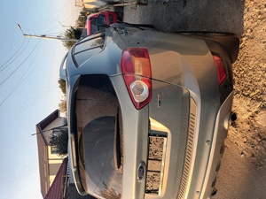 Dezmembrez ford kuga mk1 - imagine 2