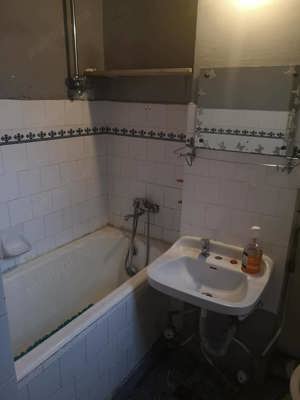 Vand cel mai ieftin apartament cu 2 camere decomandat din Oradea. (pret m ) - imagine 10