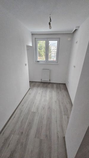 OFER Spre Inchiriere Apartament 3 Camere  - imagine 2