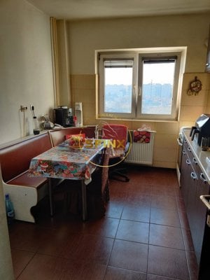 Apartament 3 camere cu potential, langa parc si metrou! - imagine 10