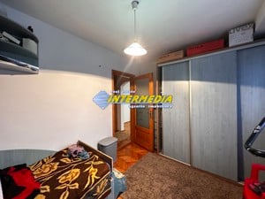 Vanzare Apartament 2 camere 51mp cu balcon 6mp inchis in termopane CETATE Piata Mobilat complet - imagine 16