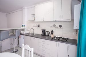 Ofer spre închiriere apartament 2 camere cu balcon și loc de parcare, parter înalt, City Residence - imagine 2