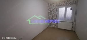 Apartament 3 camere de inchiriat zona Salvare, NEMOBILAT, CENTRALA GAZ - imagine 2