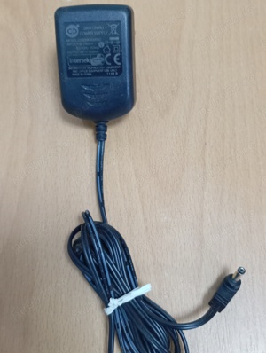 Vând Alimentator 6V 500mA 