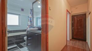 Apartament cu 2 camere de vânzare în zona Tractorul - imagine 10