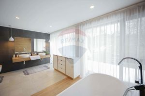 Vilă cu 7 camere de vânzare, 4200 mp teren, piscină,, Dealuri Oradea - imagine 15