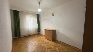 Apartament 3 Camere Craiovei - imagine 9