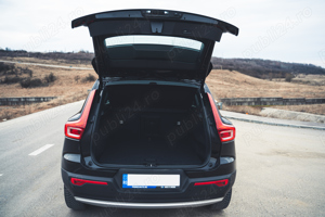 Vand Volvo XC 40 AWD - imagine 6