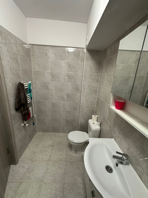 Inchiriez apartament cu doua camere decomandat - imagine 5