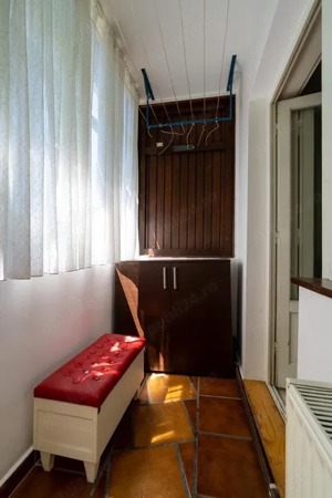 Apartament cu 3 camere Calea Girocului Lidia decomandat etaj 1 amenajat centrala proprie - imagine 3