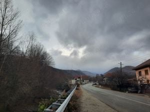 Vând  teren 15 km lângă Transalpina