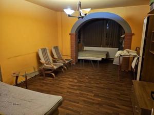 Apartament 4  camere - Zona Balcescu - Centrala Proprie