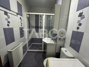 Apartament 2 camere etaj intermediar zona 1 Decembrie Fagaras - imagine 8