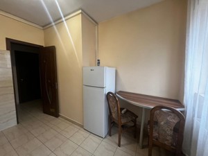 Apartament de închiriat 2 camere ,central George Cosbuc ,etaj 1 - imagine 7