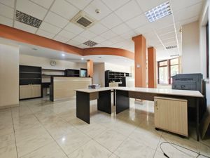 Spatiu Comercial - Zona Lipovei - 120 mp - imagine 3