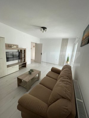 Apartament 2 camere decomandate, 54 mp, zona Tudor - imagine 2