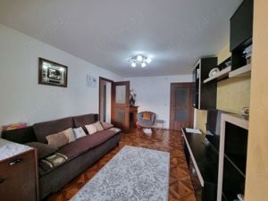 MERITA VAZUT! Vanzare Apartament DEOSEBIT de 3 camere, Târgu Jiu, zona 9 Mai - imagine 3