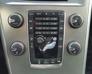 Volvo XC60 D3 Automat - imagine 10