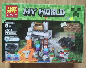 Joc lego de construit pentru copii peste 8 ani.