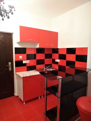 Oferim spre inchiriere o garsoniera/studio de lux in zona Brancoveanu - imagine 6