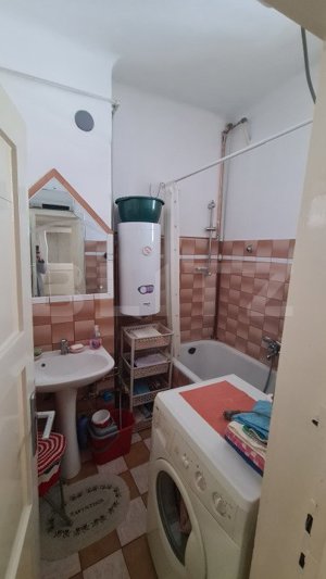 Apartament de vanzare, cu 2 camere, 53 mp, zona Astra - imagine 4