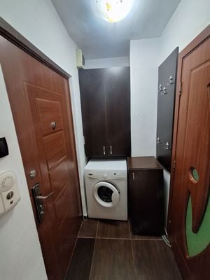 200 euro!!! Garsoniera Et 2 Zona Telegrafului - imagine 5