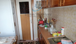 Apartament 2 camere, zona centrala Apa Serv, bloc 80, Piatra Neamt - imagine 3