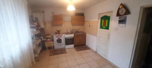 Casa 90 mp,plan parter,teren 300 mp,Toma Cozma,zona Piata Pacurari - imagine 7