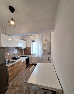 Apartament de 2 camere, 50 mp, decomandat, centrala proprie, zona Pallady - imagine 4