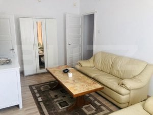 Apartament 3 camere, decomandat, mobilat, zona Ramada  - imagine 5