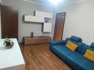 Închiriez apartament 3 camere