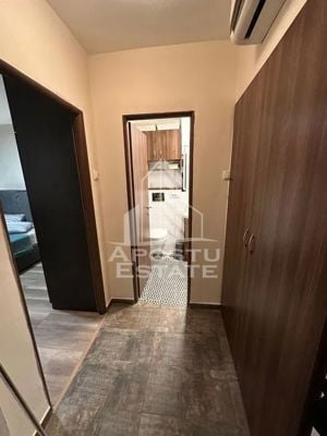 Vand apartament 3 camere,bloc nou, etajul 1, loc de parcare - imagine 6