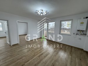 Ap 3 camere/SPATIU COMERCIAL,55mp,BALCON,PARCARE,BOXA,ZONA FLORESTI/CETATII - imagine 4