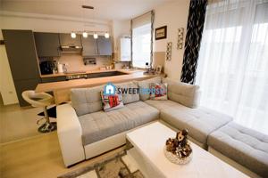 Apartament cu trei camere zona Avangarden - imagine 2