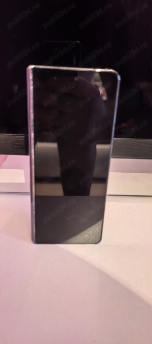 Samsung Galaxy Fold 4  - imagine 4