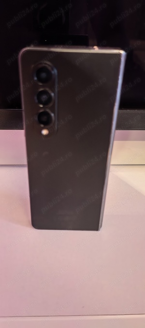 Samsung Galaxy Fold 4  - imagine 5