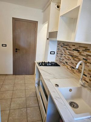 Apartament de 2 camere zona BARTOLOMEU, - imagine 2