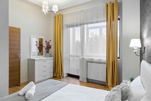 Apartament 3 camere, Piața Victoriei, centrală proprie - imagine 2