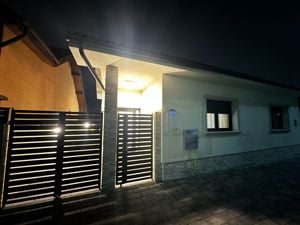 Casa complet renovata de inchiriat Gai - imagine 17