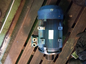 Motor electric de 10 kv cu electrofrana