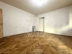 Apartament 3 camere, etaj 2, zona Sagului - imagine 3