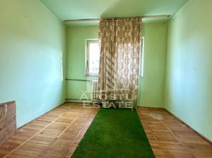 Apartament 3 camere, etaj 2, zona Sagului - imagine 5