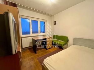 Apartament 3 camere,centrala proprie,lift,zona Saguui - imagine 5