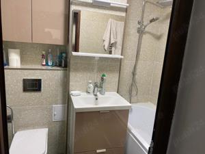 Vand apartament 3 camere Ultracentral 100% renovat  - imagine 8