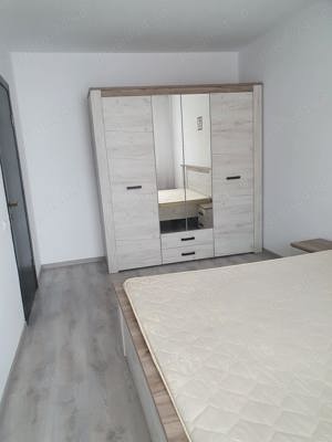 Apartament 2 camere 50mp, Parcare inclusa, Etaj 3 din 4. - imagine 3